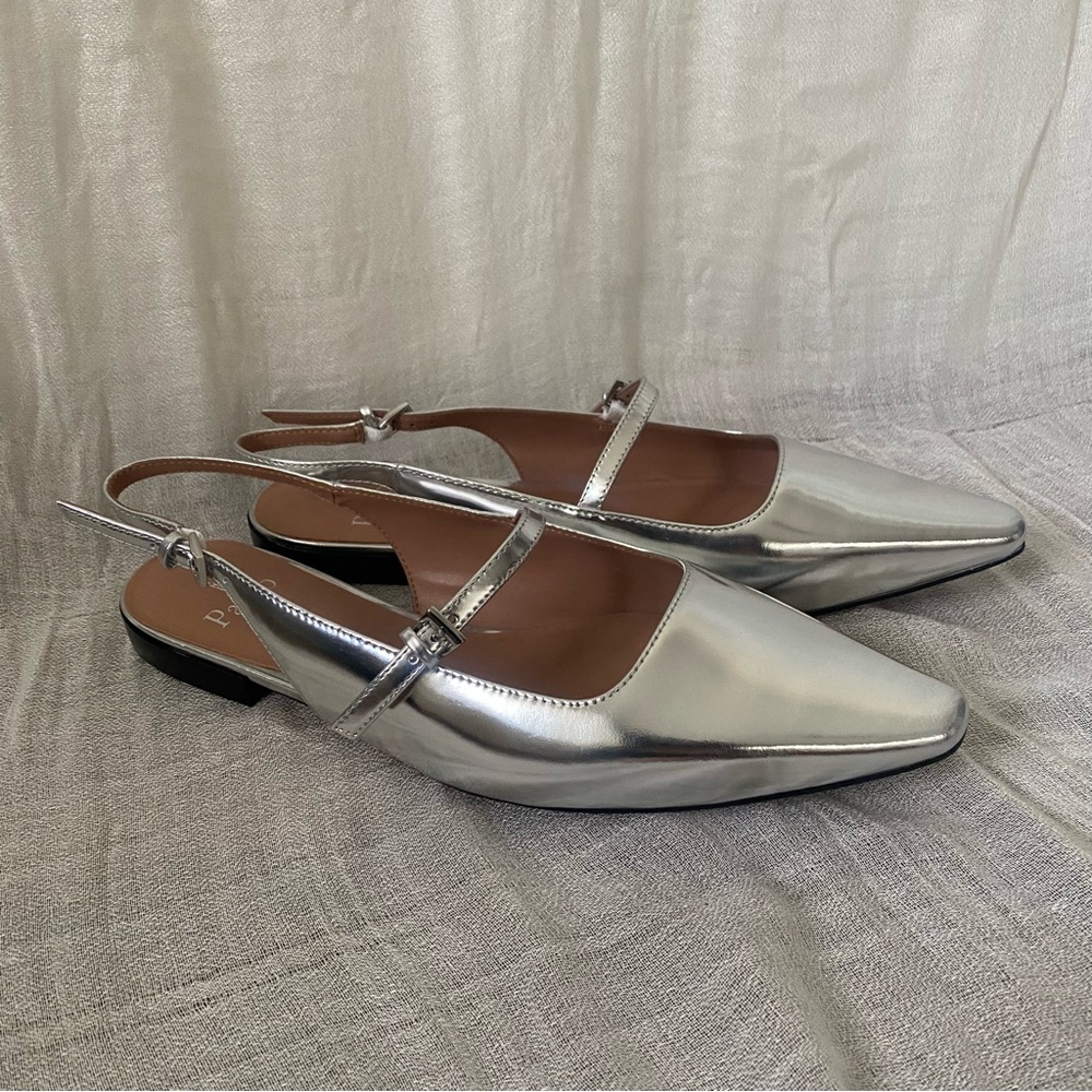 Celeste Slingback Pointed Toe Flat (Women)
Linea Paolo